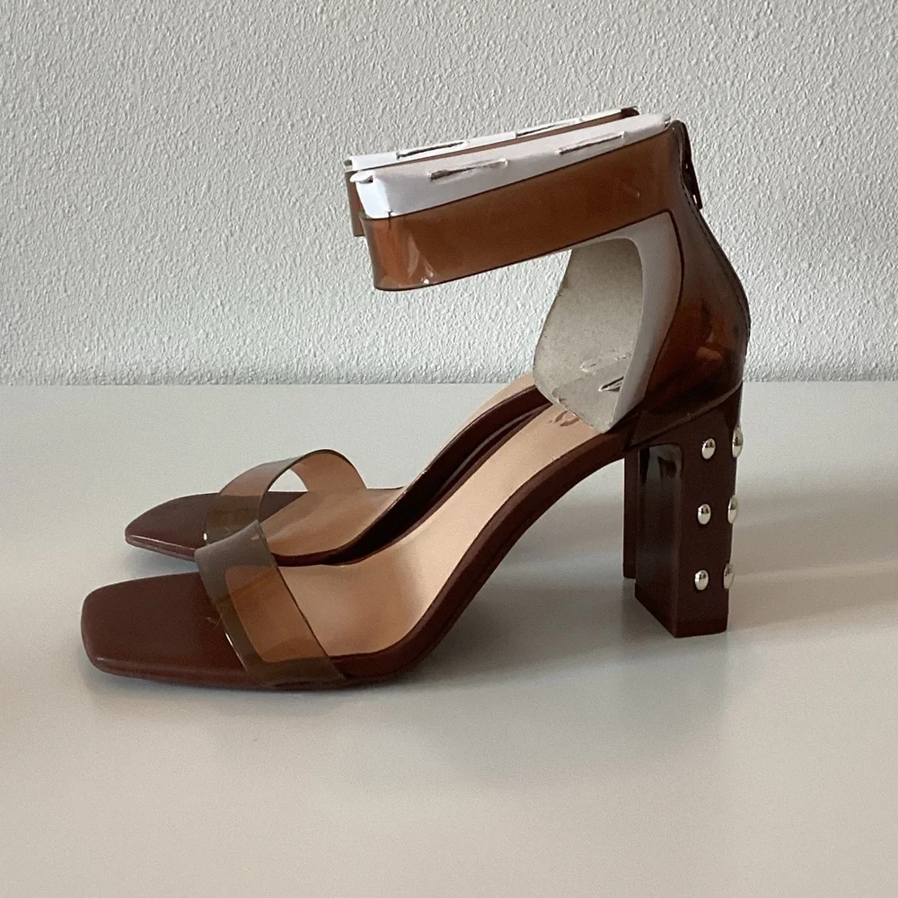 Inc Elegant Brown Ankle Strap Heels Size 6 WD